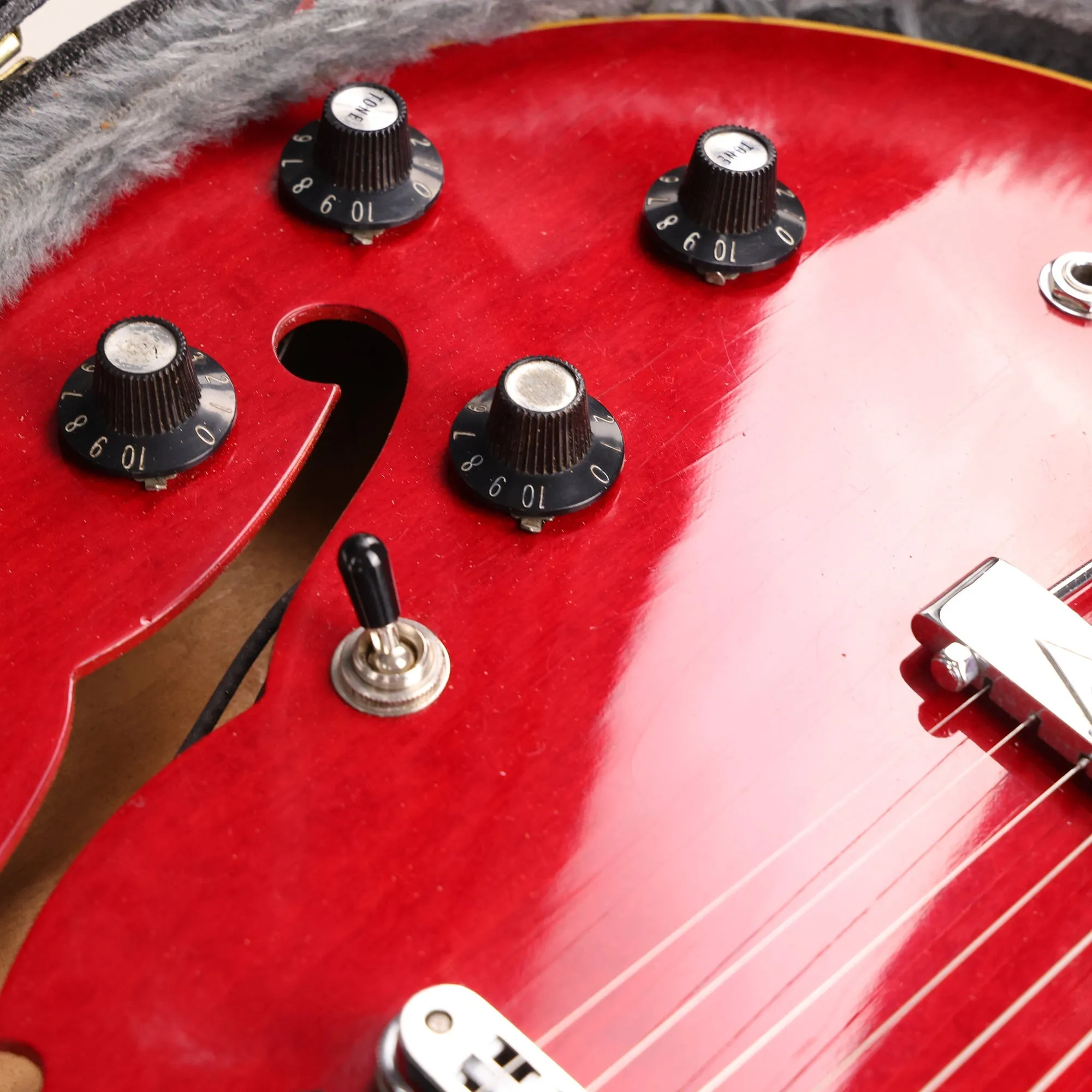 1968 Gibson ES-330 TD Cherry Red