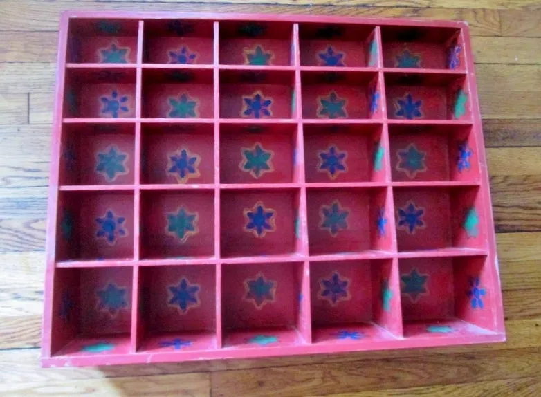 23" Handmade Painted RUSSIA Wood Primitive Shelf Shadow Box Case RED Organizer