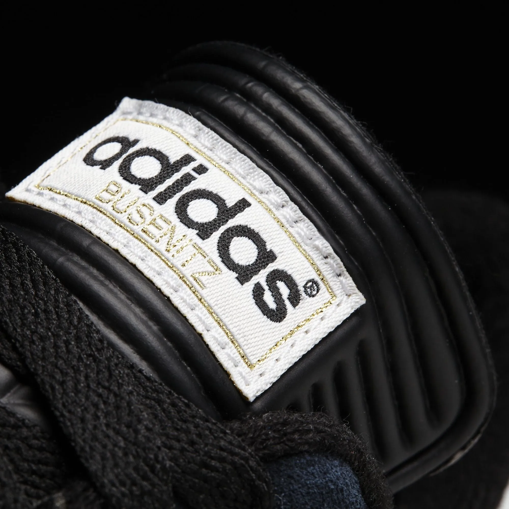 ADIDAS BUSENITZ CORE BLACK / WHITE / GOLD
