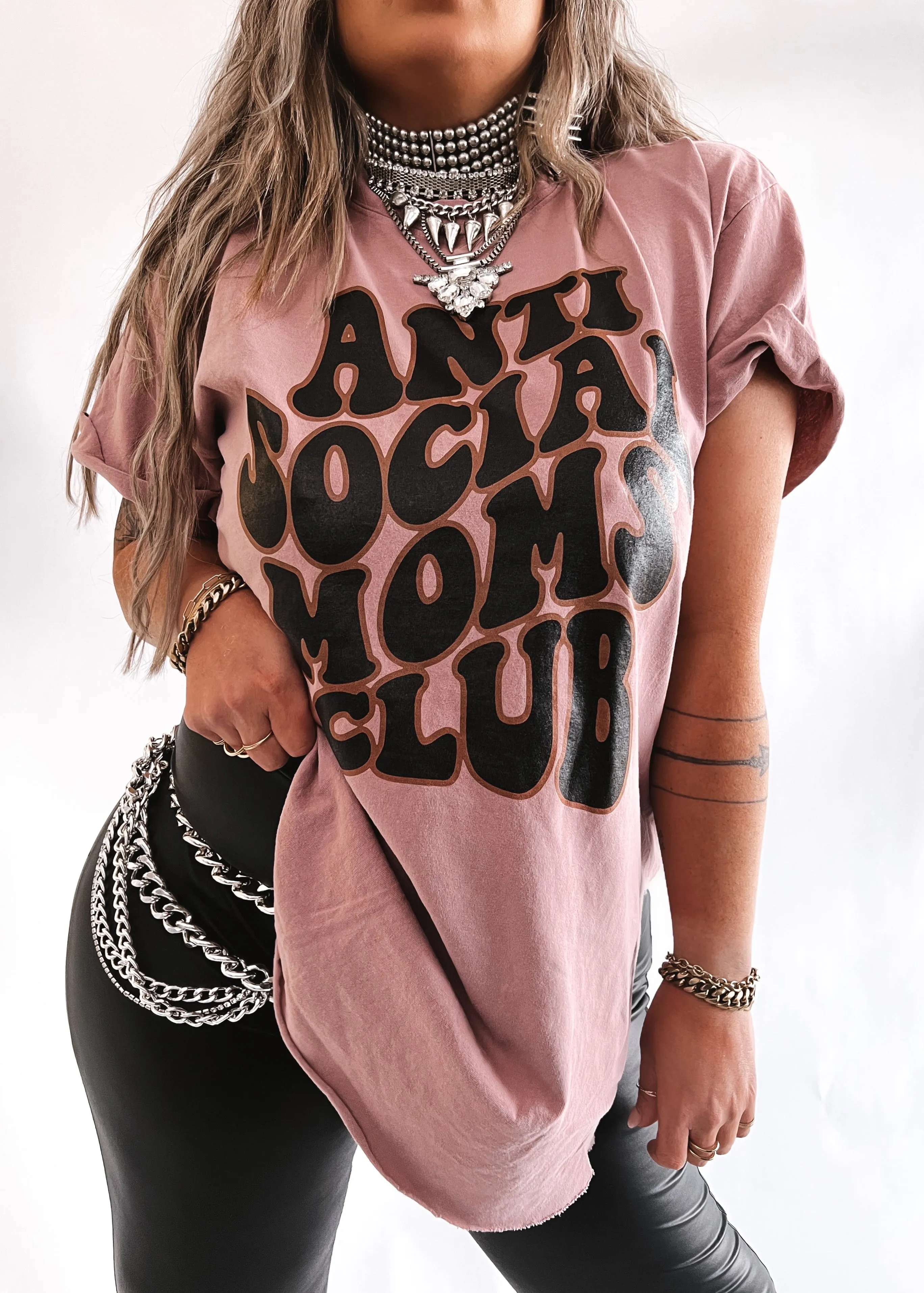 ANTISOCIAL MOMS CLUB SIDE SLIT TEE