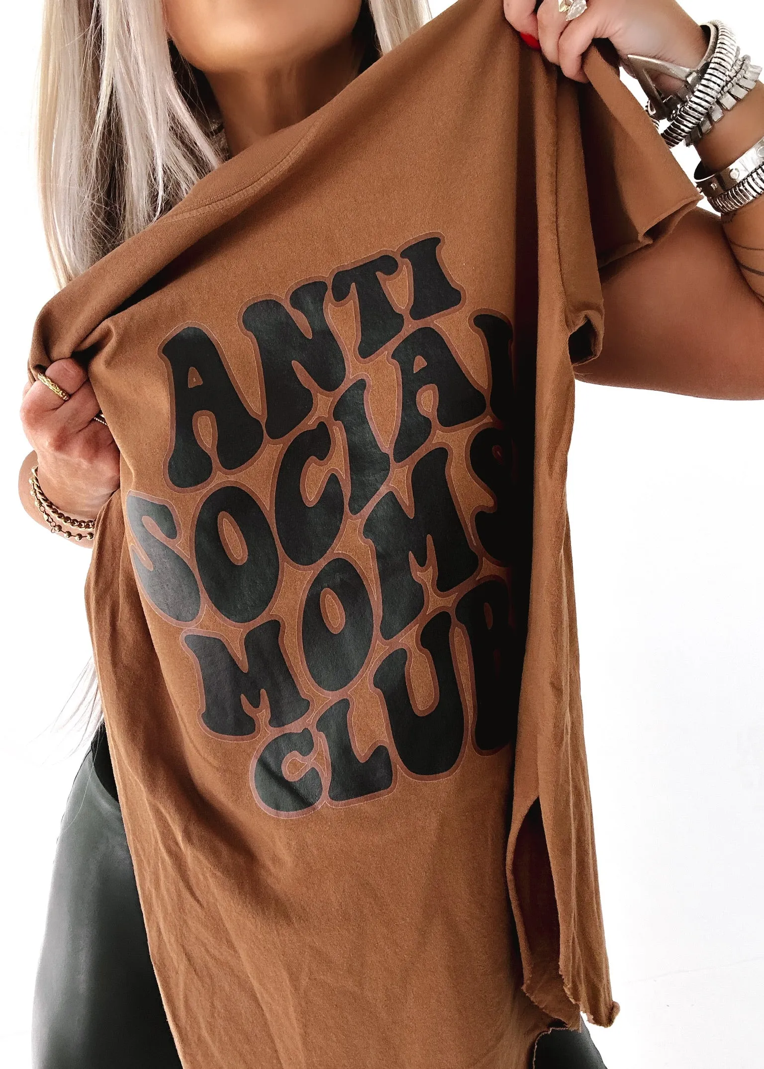ANTISOCIAL MOMS CLUB SIDE SLIT TEE