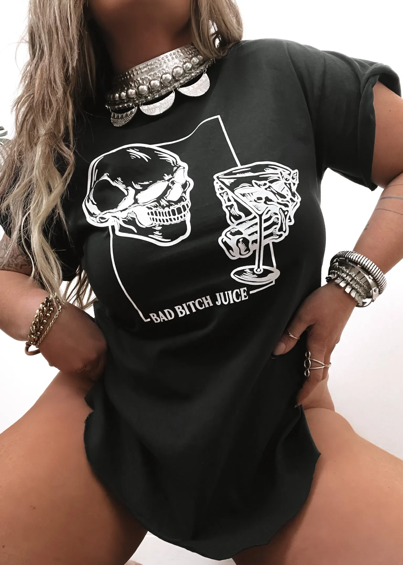 BAD BITCH JUICE SIDE SLIT TEE