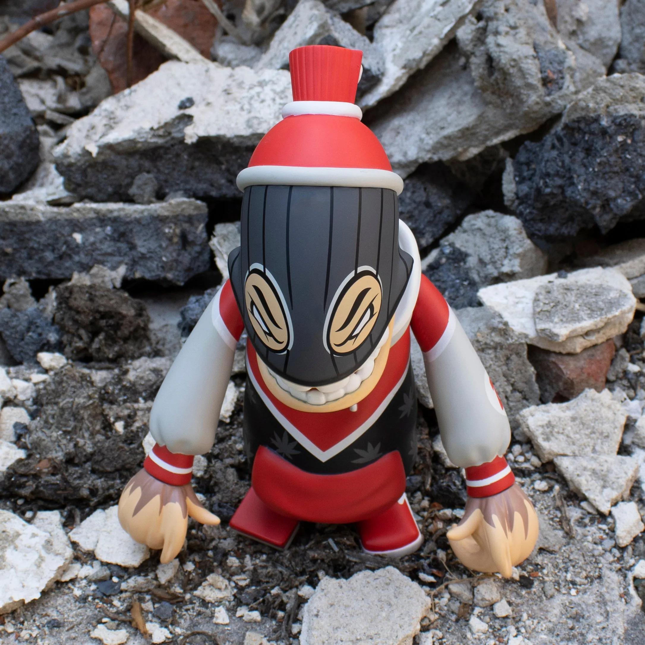 BIG DEL Mad Spraycan Mutant  by Big Del x Jeremy MadL  x  Martian Toys