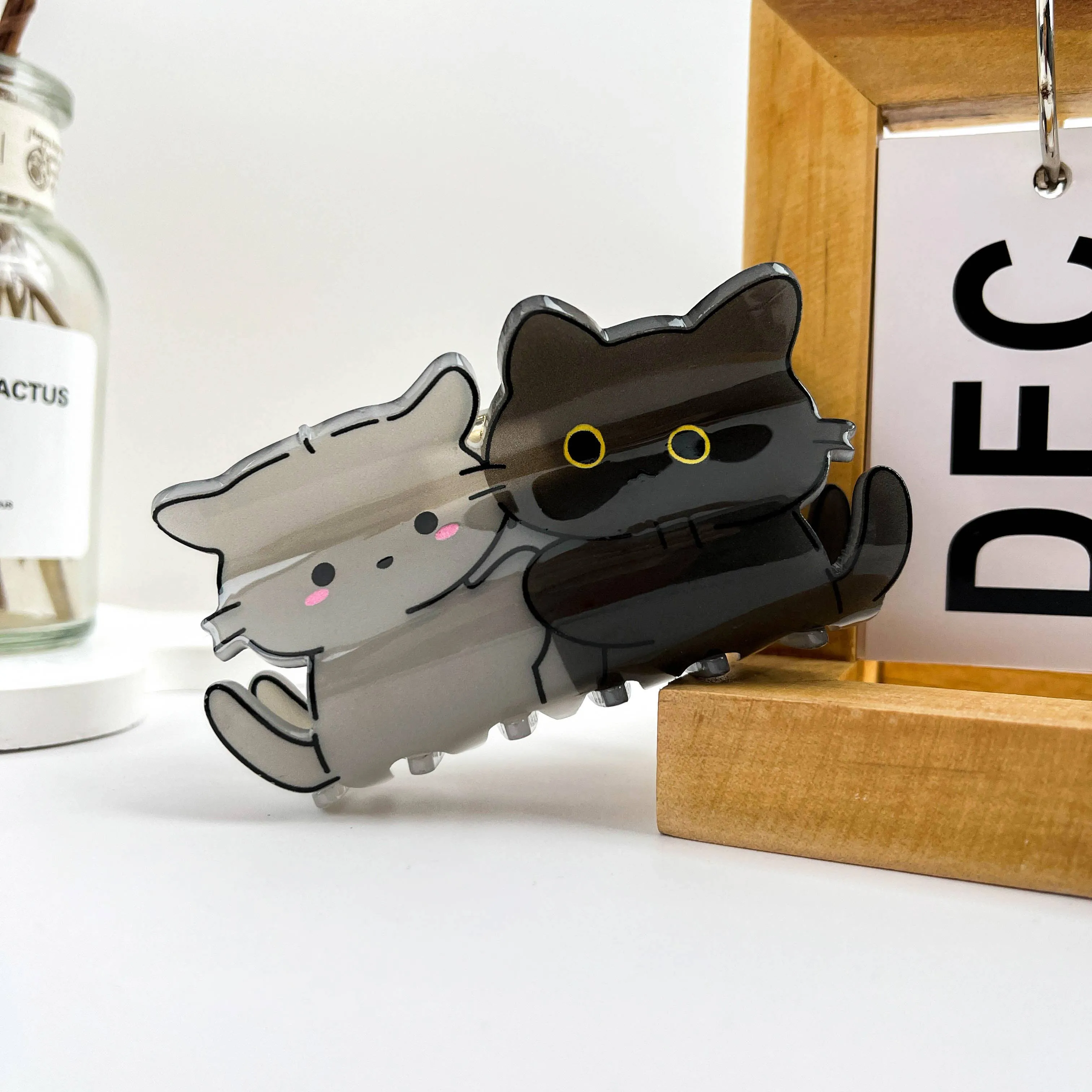 Cat Graffiti Animal Acrylic Hair Claw Clip: Black and Grey
