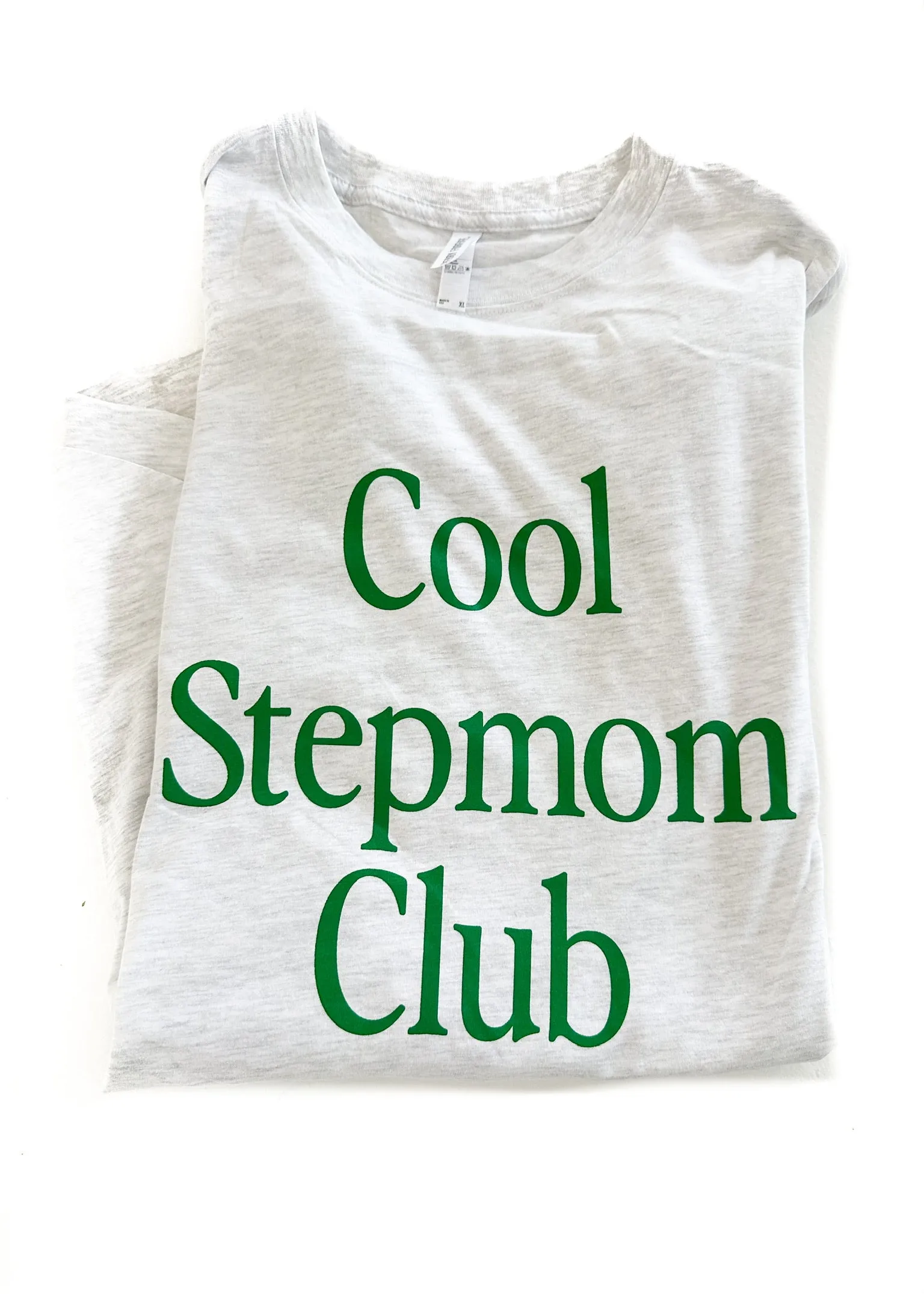 COOL STEPMOMS CLUB SIDE SLIT TEE