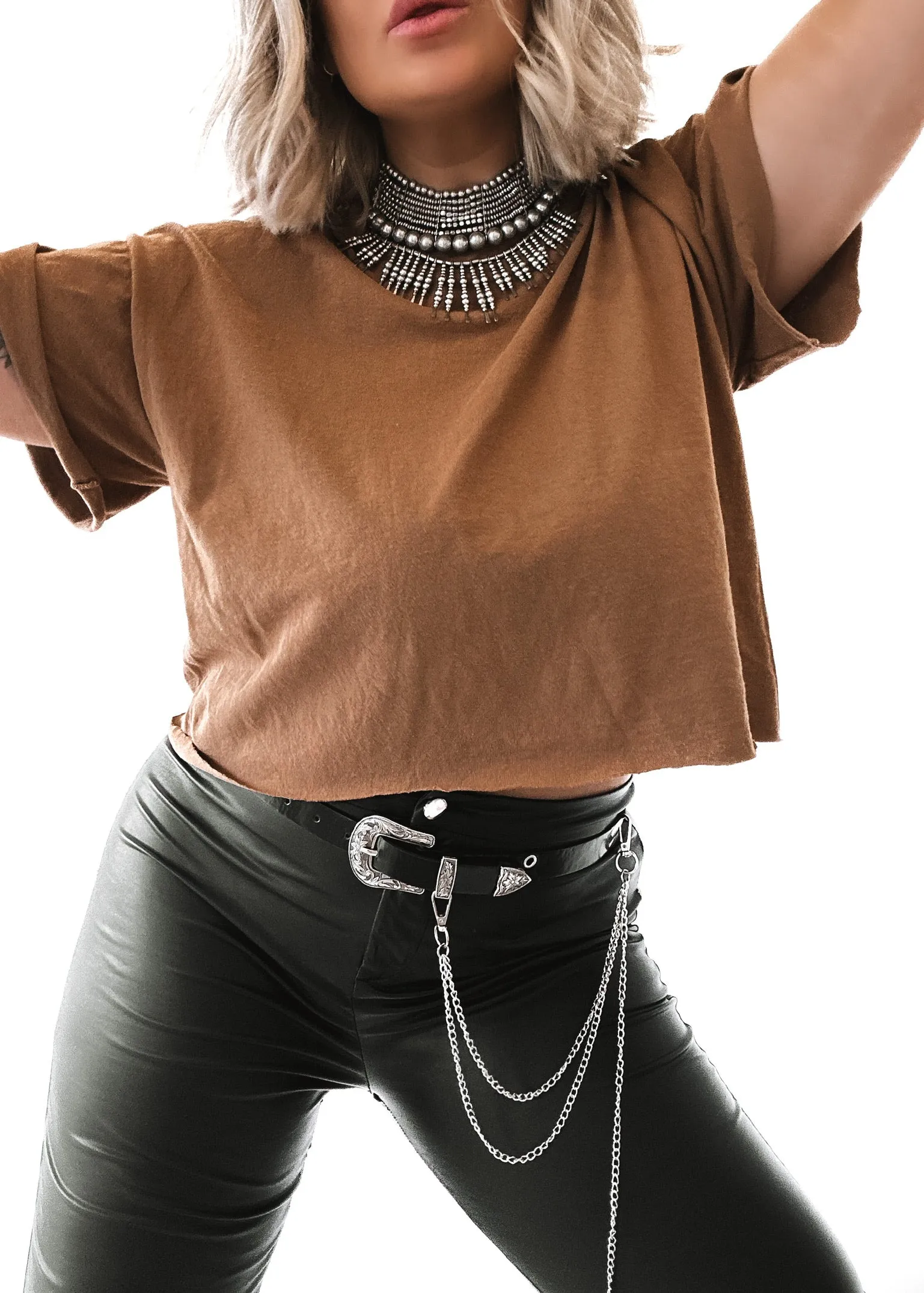FINAL SALE: CROPPED PEBBY BASICS BOURBON TEE