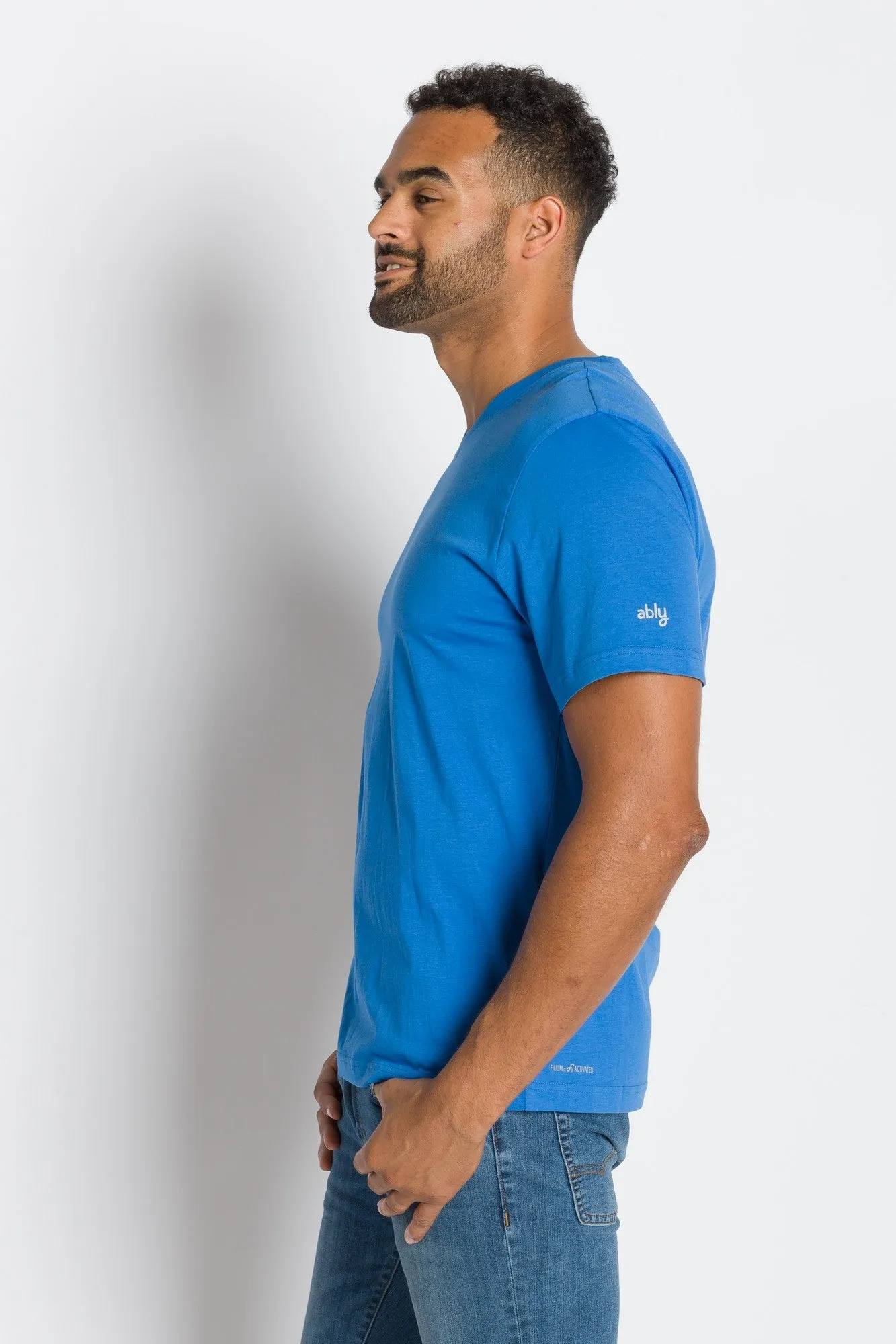 Jamison | Men's Anti-Stain V-neck Tee