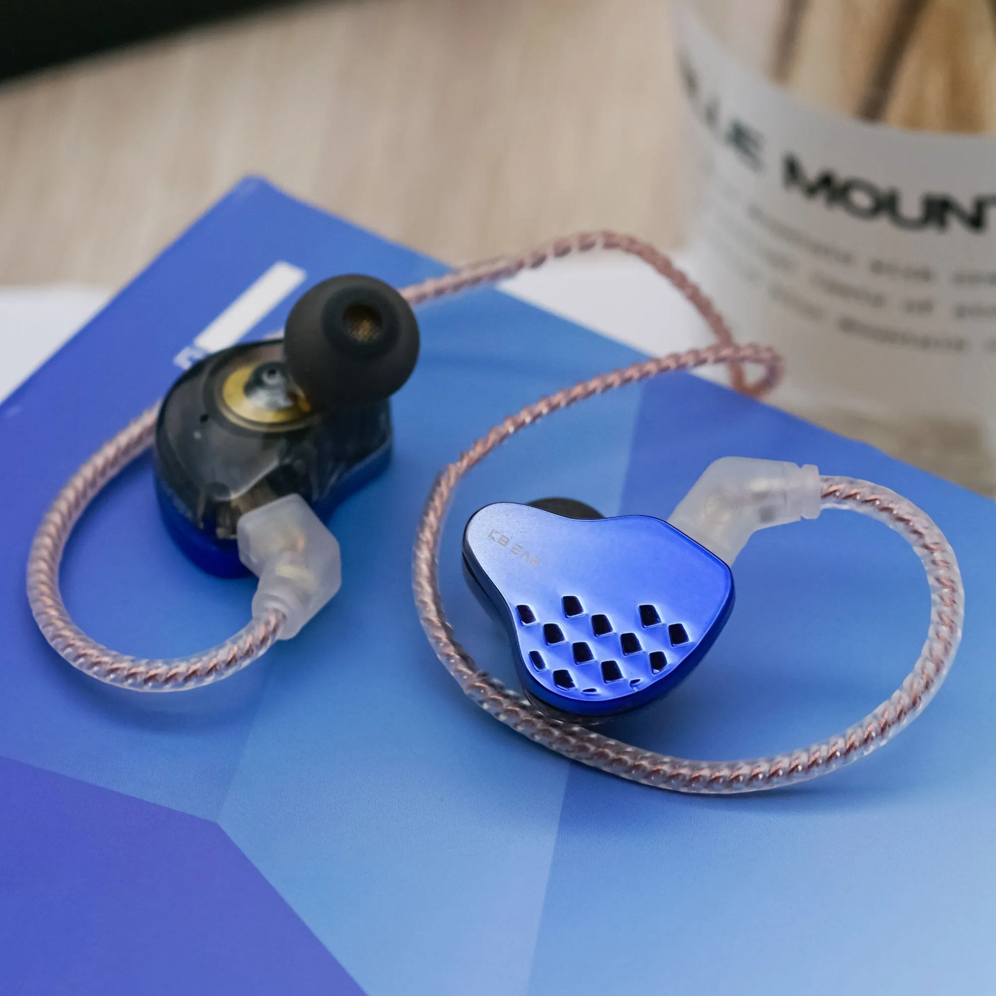 KBEAR Robin 1DD   4BA Hybrid In-Ear Monitors