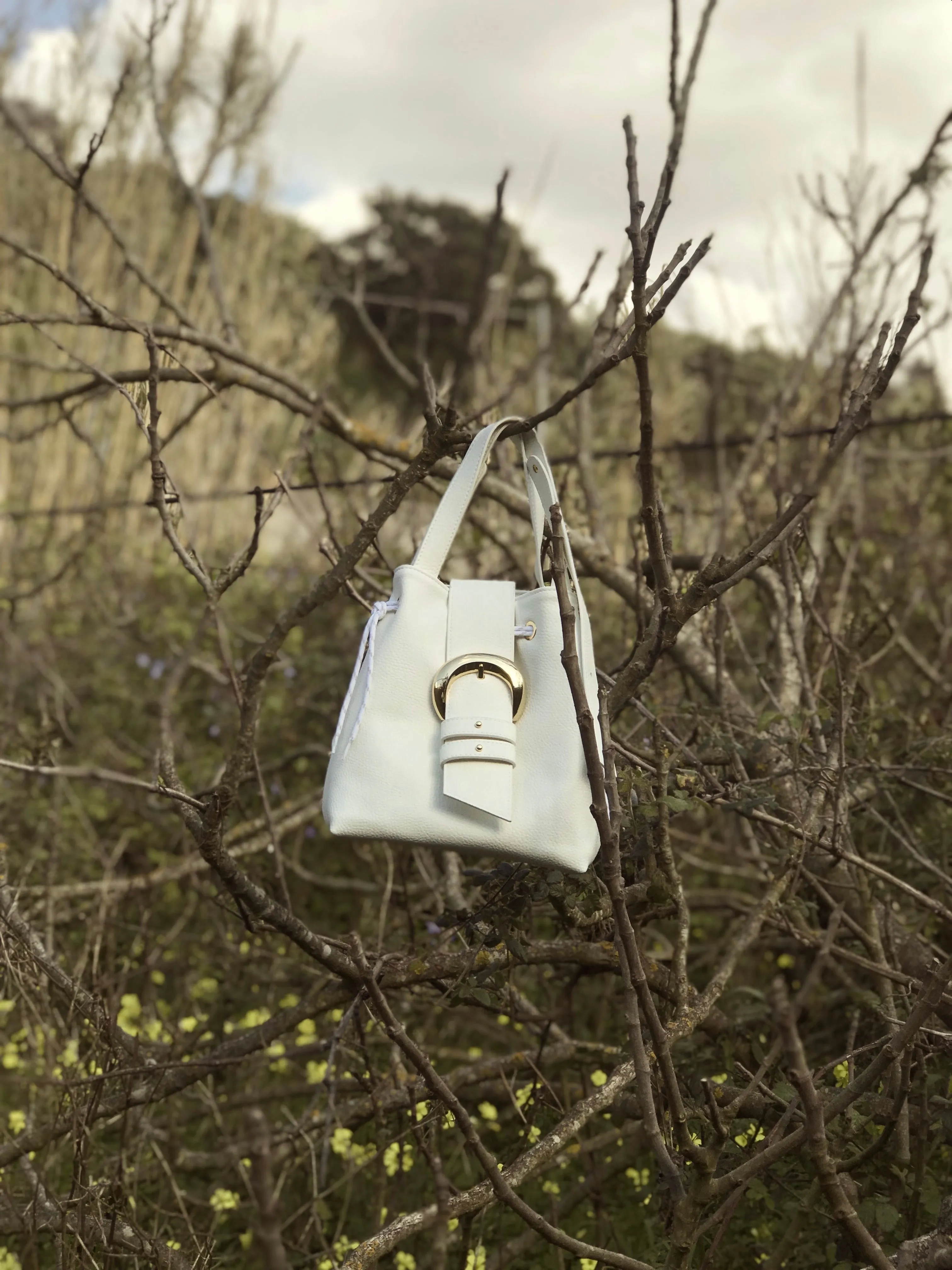 Leona White Eco