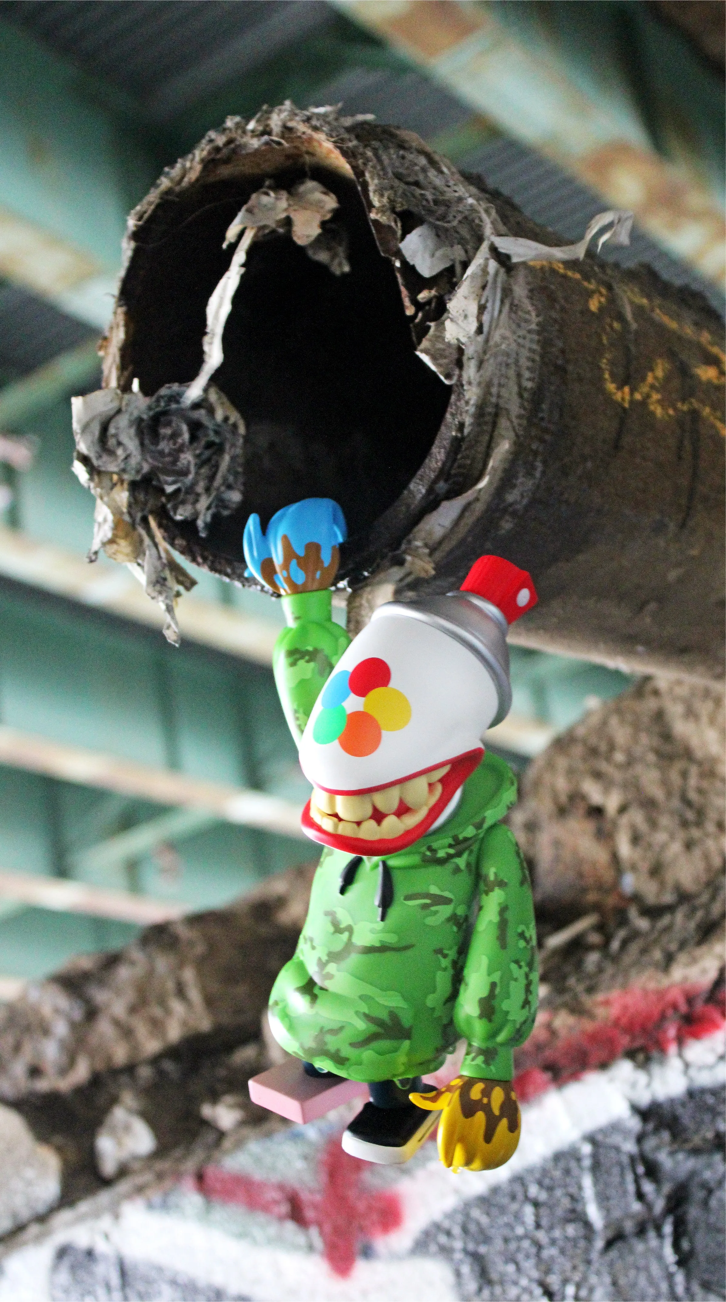 Mad Spraycan Mutant OG STREET  by  Jeremy MadL  x  Martain Toys