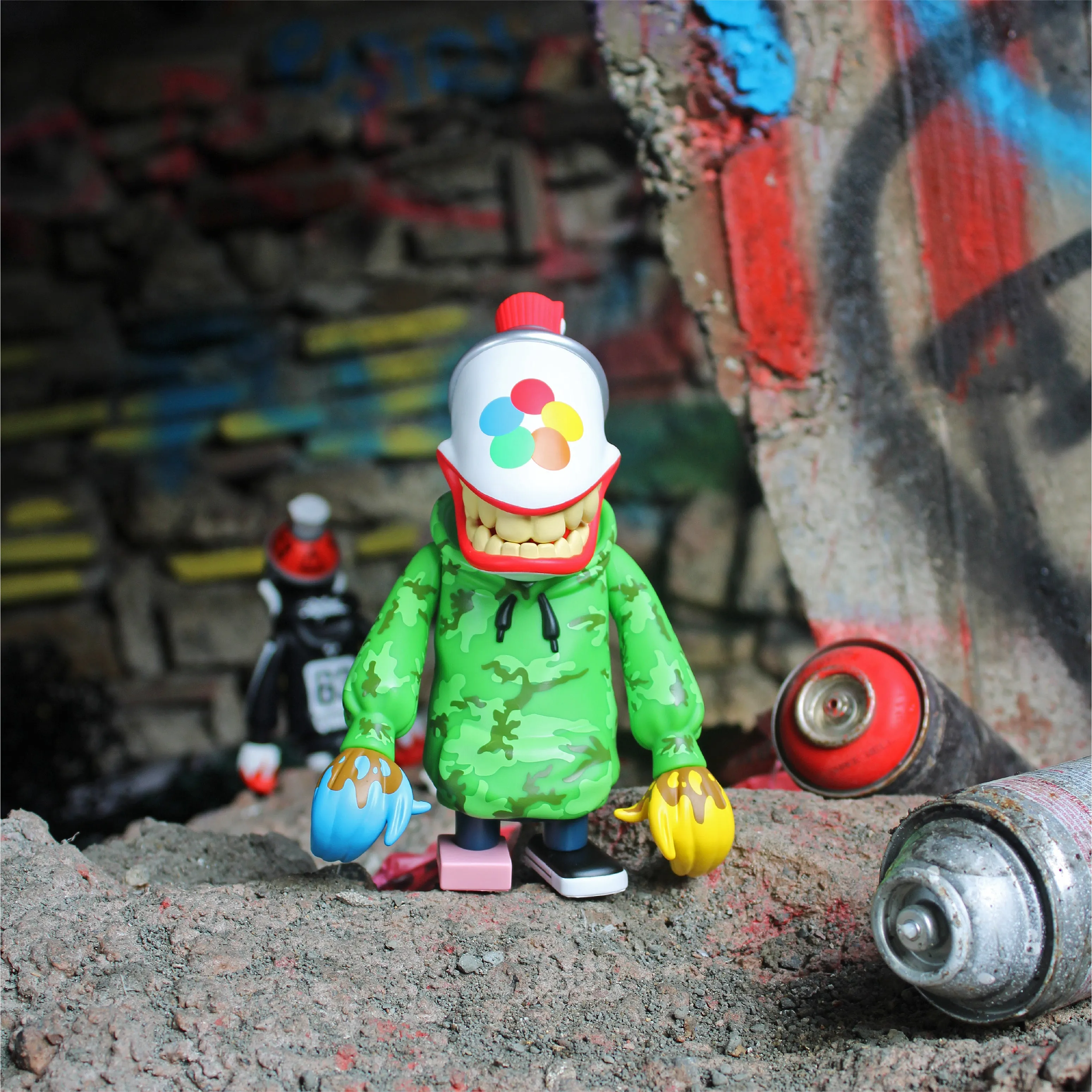 Mad Spraycan Mutant OG STREET  by  Jeremy MadL  x  Martain Toys