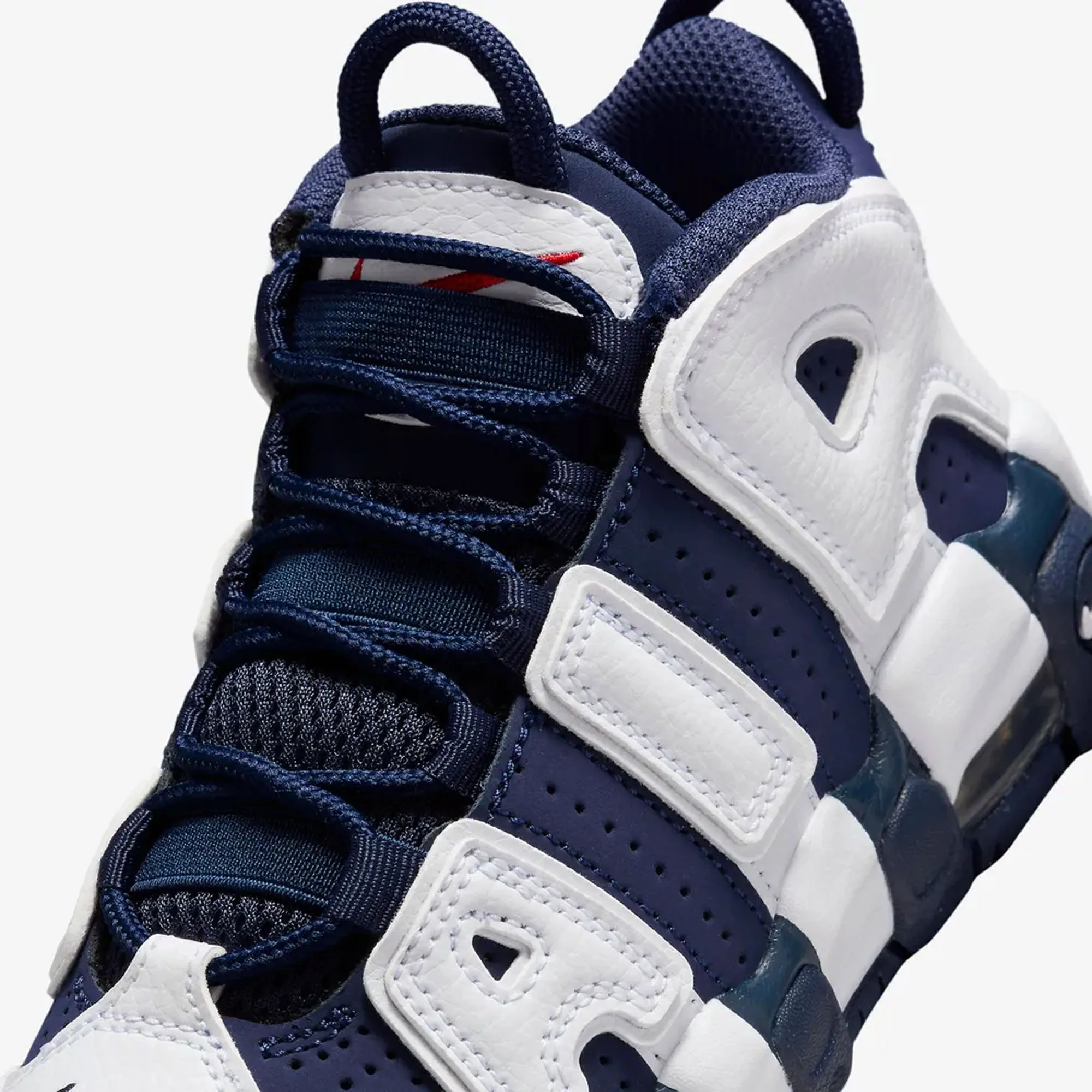 NIKE | AIR MORE UPTEMPO '96 { WHITE/MIDNIGHT NAVY-METALLIC GOLD