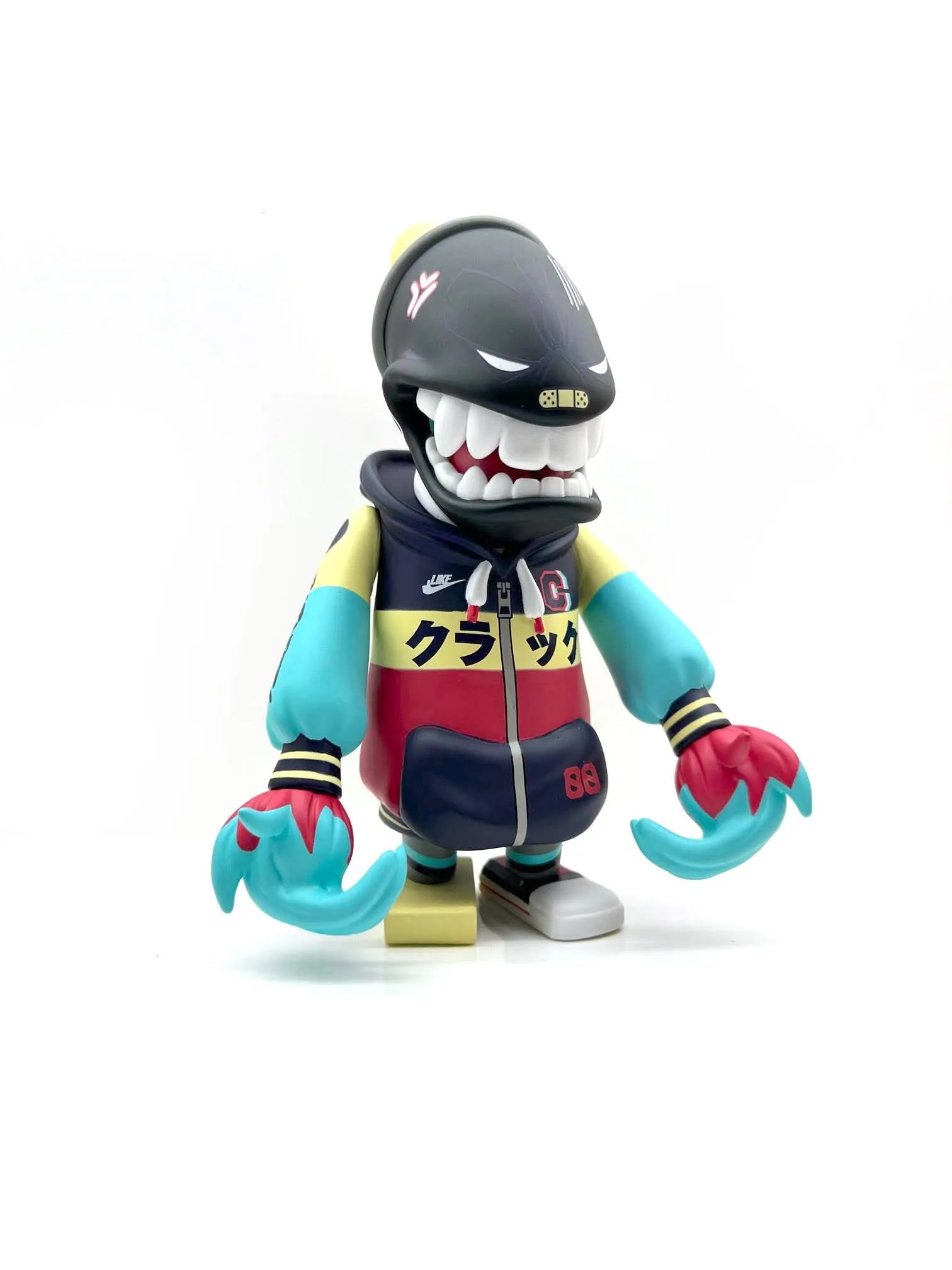 "The Can" Mad Spraycan Mutant by x Crack x Jeremy MadL  x  Martian Toys